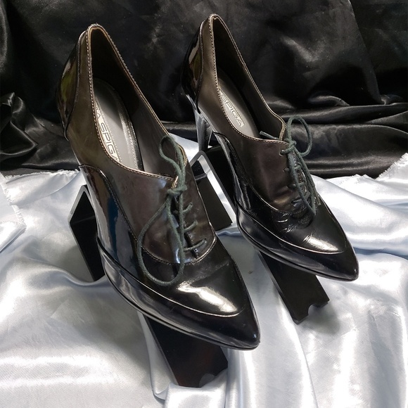 VIA SPIGA black patent lace up heels ankle boots SZ 7 - Picture 1 of 4